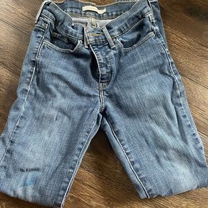 Levi jeans